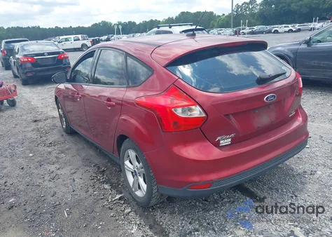 2013 Ford Focus Se z USA, uszkodzony, nr VIN 1FADP3K22DL288384
